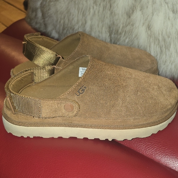 UGG Goldenstar Chestnut Suede Clogs, Sz 11 - Picture 3 of 8